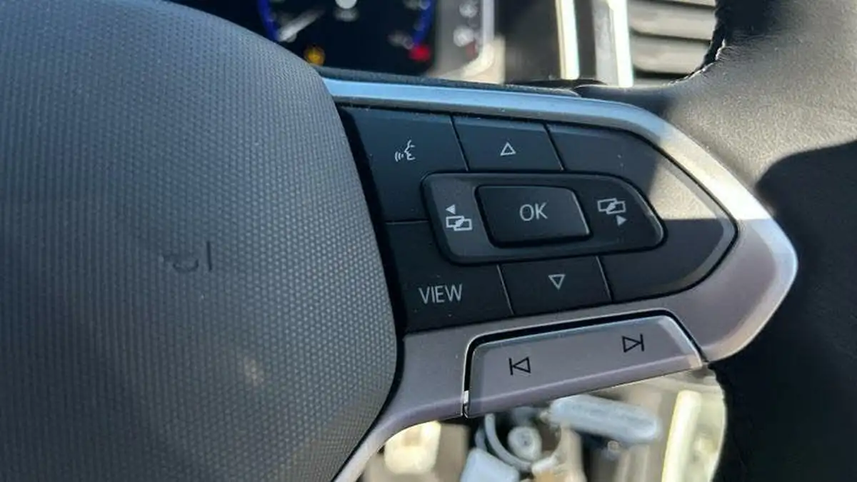 2022-volkswagen-polo-10-tsi-r-line-110ps-dsg-big-12