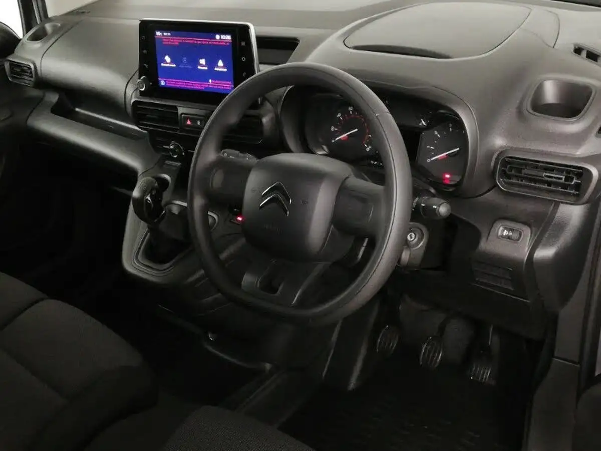 2021-citroen-berlingo-15bluehdi-650-enterprise-pro-big-2