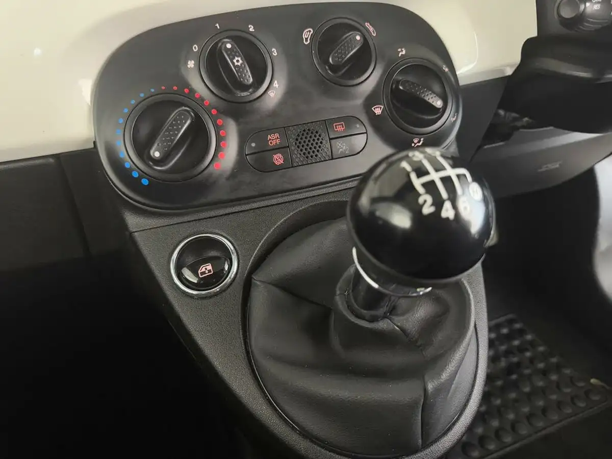 2021-fiat-500-10-lounge-big-26