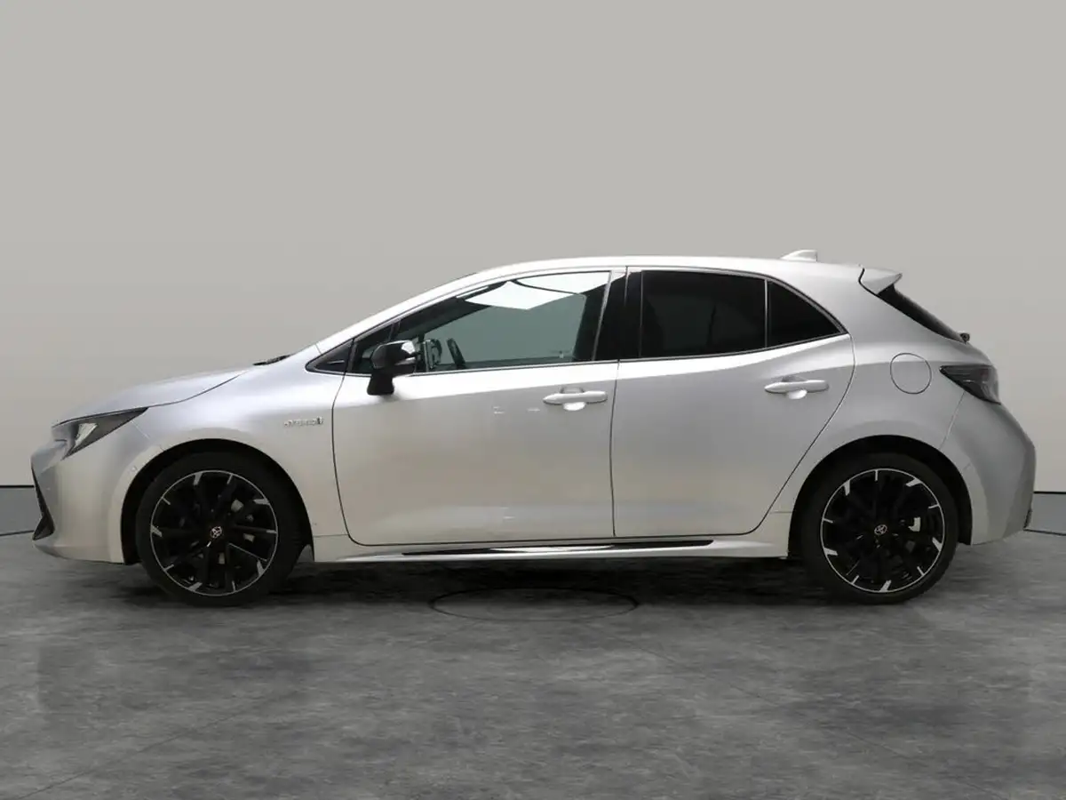 2022-toyota-corolla-18-vvt-i-gr-sport-120bhp-trk-hatchback-big-11