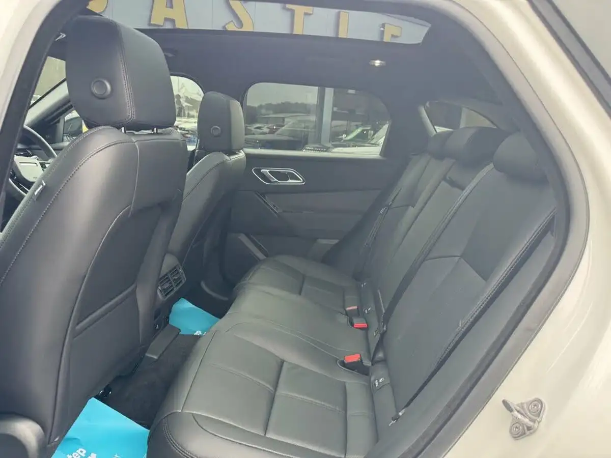 2023-land-rover-range-rover-velar-20-d200-dynamic-se-big-15