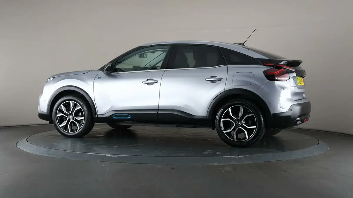 2022-citroen-c4-e-shine-plus-big-70