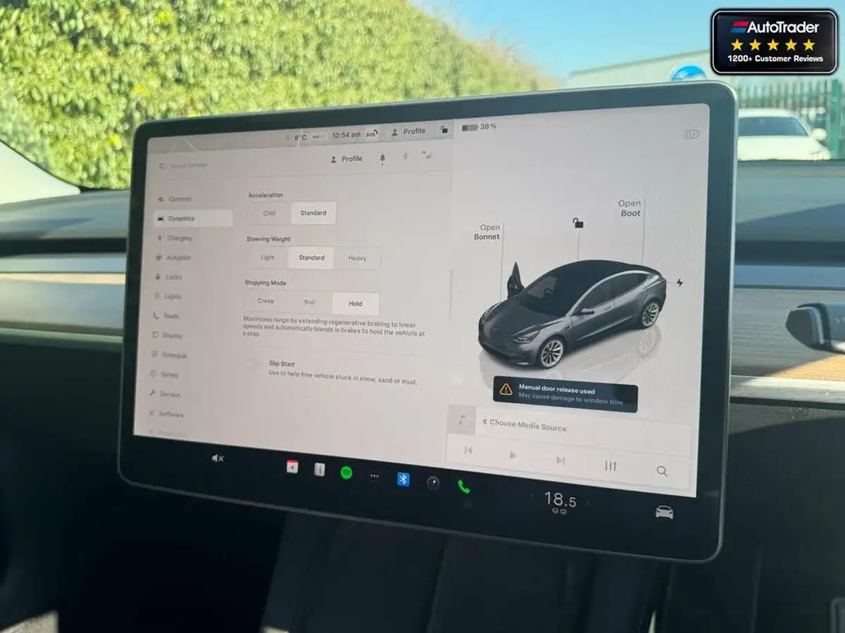 2022-tesla-model-3-e-rwd-big-17