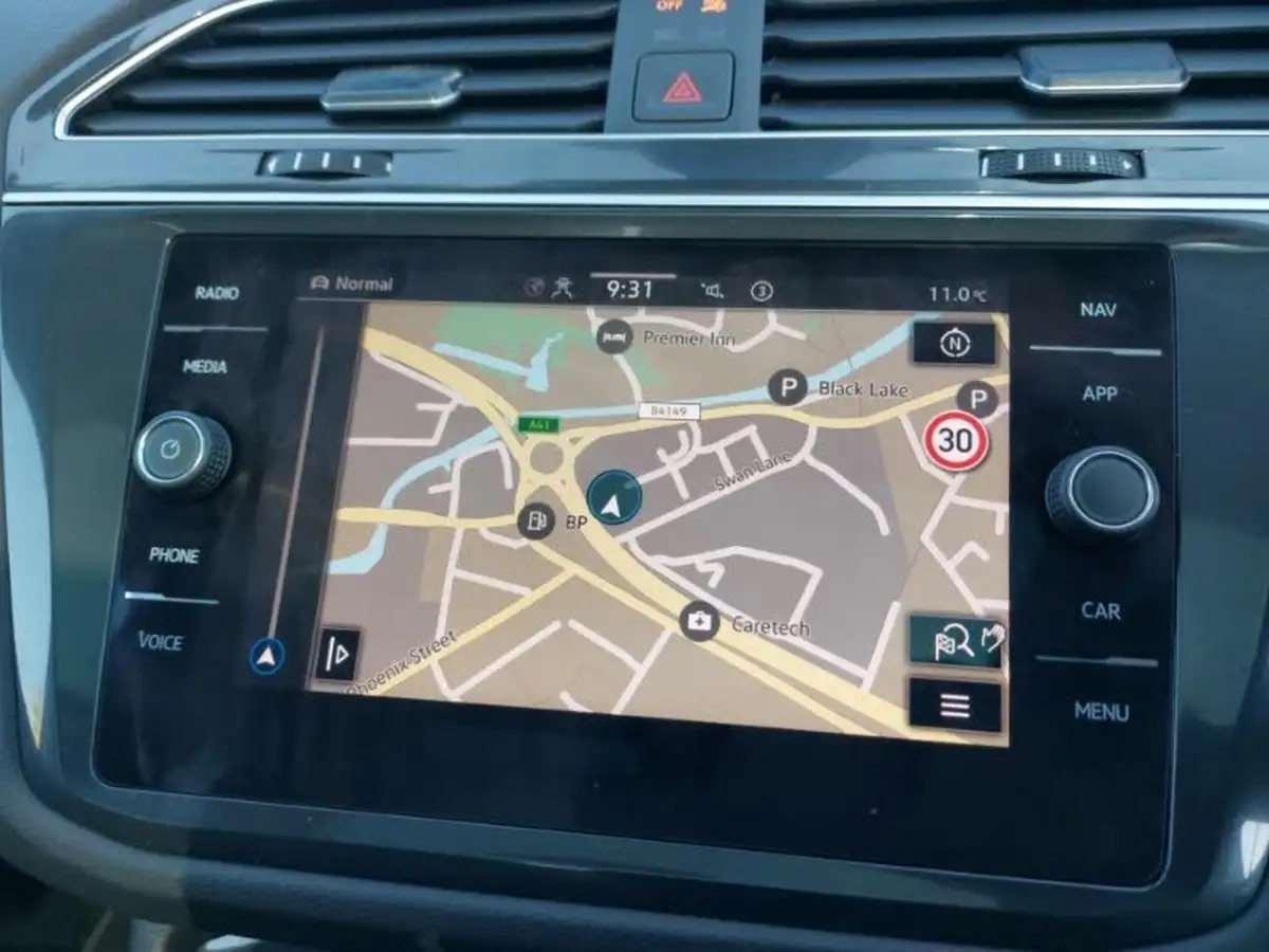 2024-volkswagen-tiguan-allspace-15-tsi-elegance-big-18