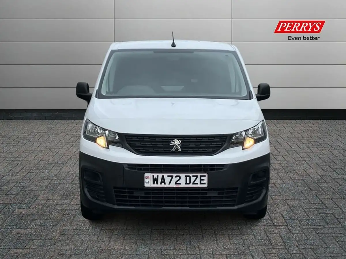 2023-peugeot-partner-15-bluehdi-1000-professional-premium-100pseu6d-ss-big-3