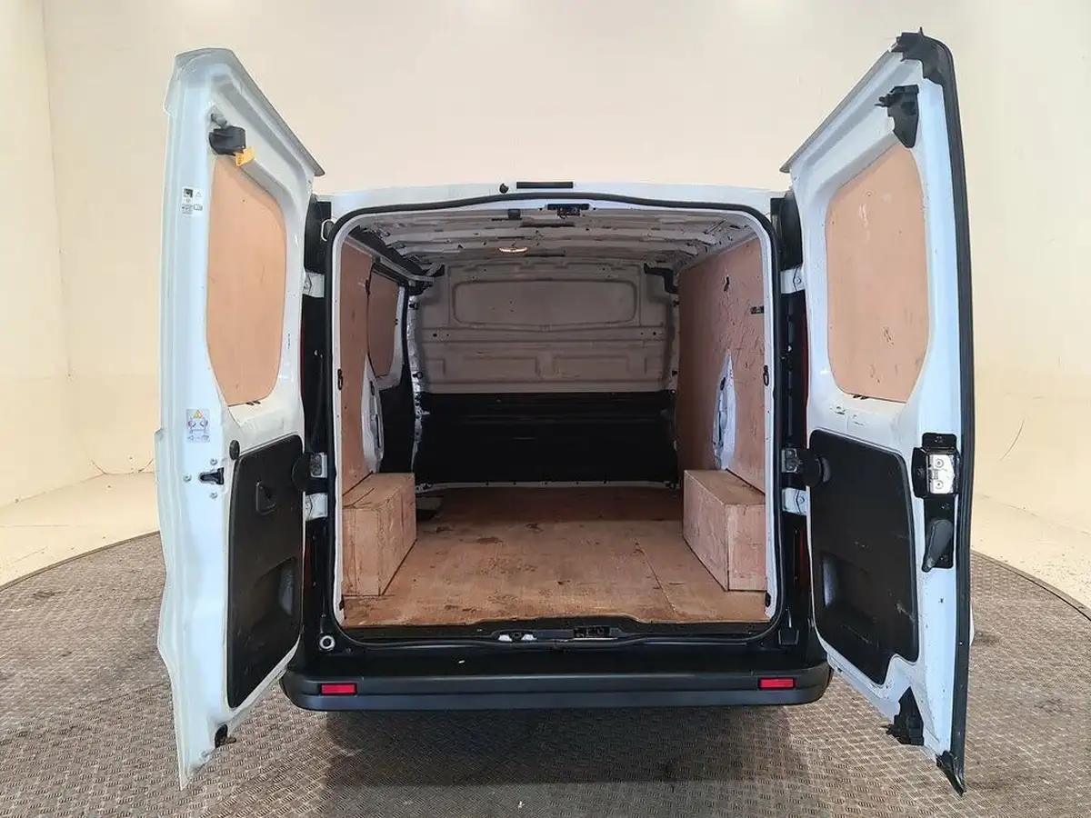 2021-renault-trafic-20dci-sl28-energy-120-business-big-18