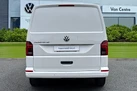 2024-volkswagen-transporter-small-3