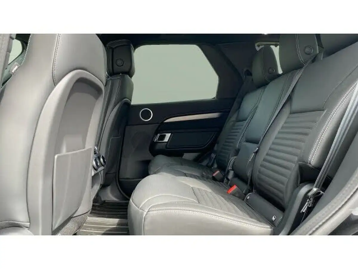 2024-land-rover-discovery-30-d350-dynamic-hse-big-3
