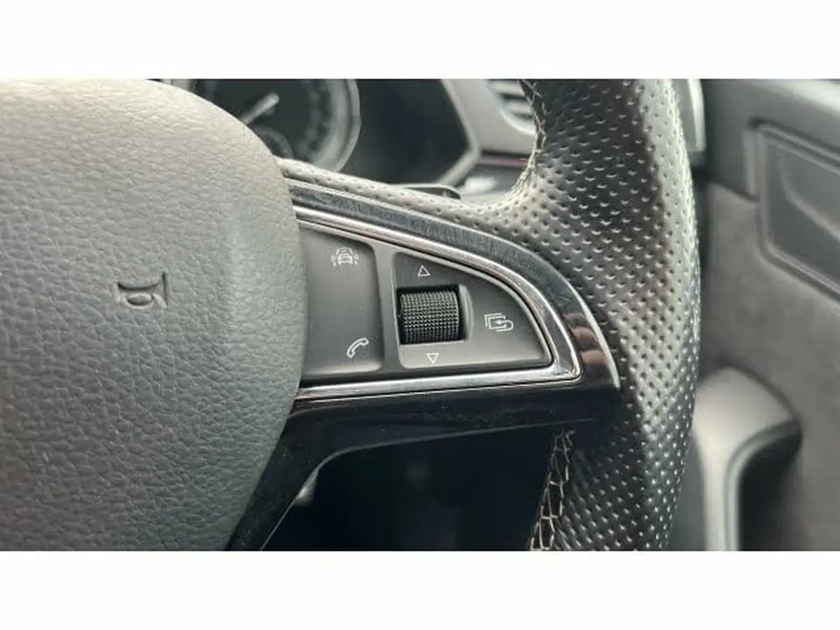 2018-skoda-superb-20-tsi-sportline-220ps-ss-hatchback-big-33