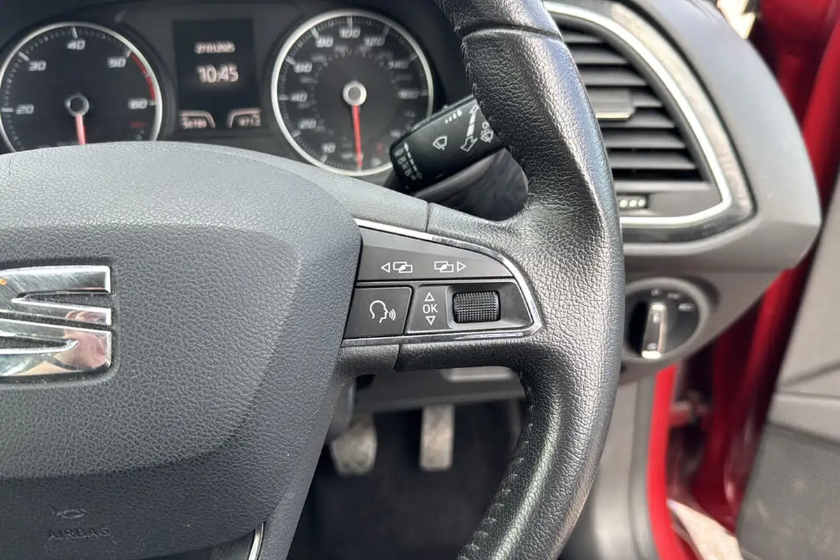 2014-seat-leon-16tdi-se-tech-pack-cr-105ps-ss-hatchback-5d-big-16