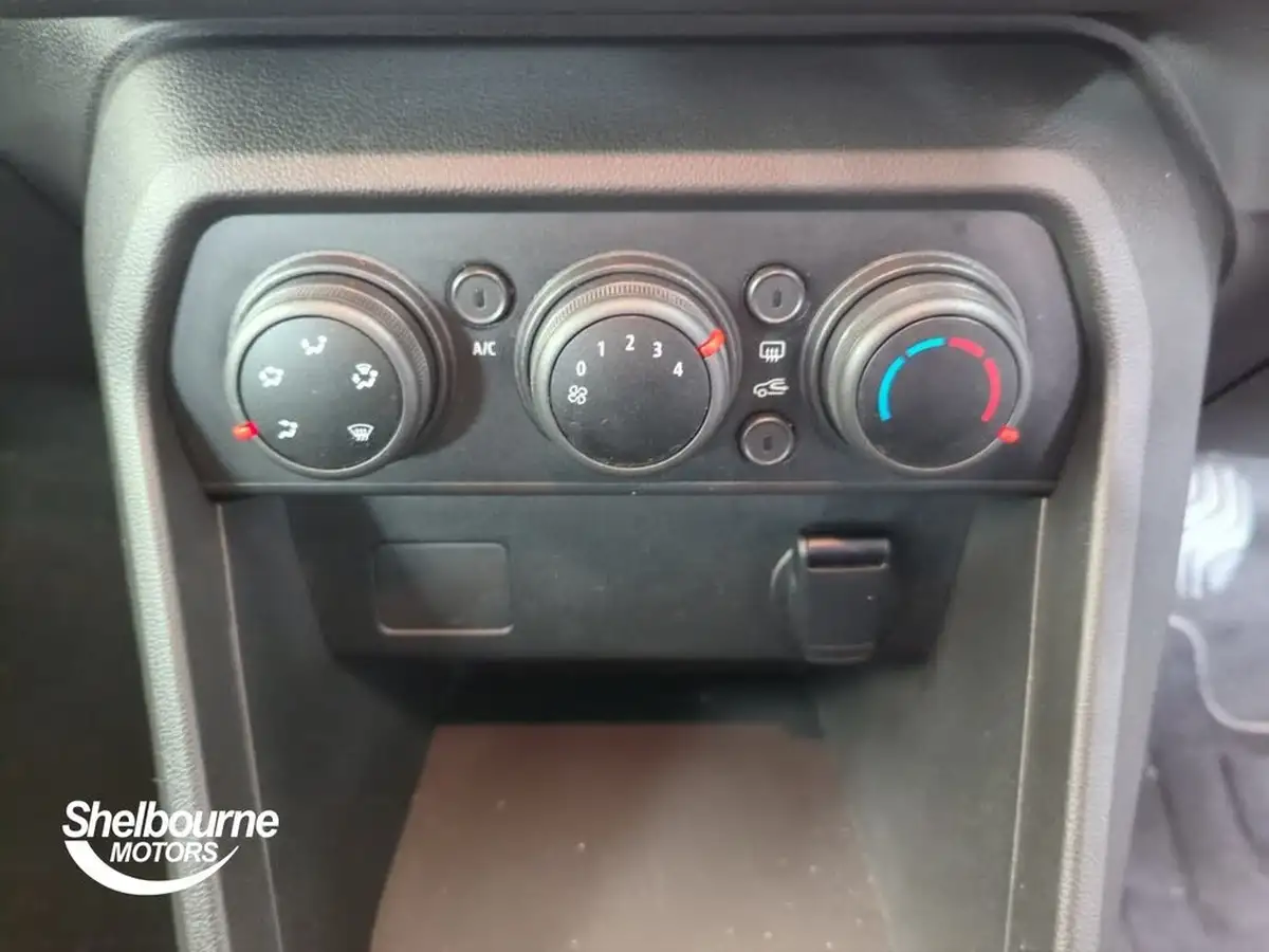 2022-dacia-sandero-stepway-10-tce-essential-90bhp-big-33