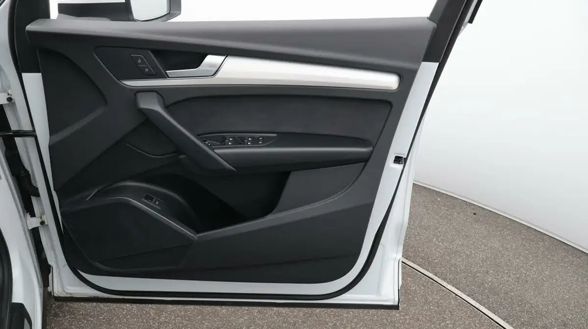2022-audi-q5-20-45-tfsi-s-line-sportback-big-15