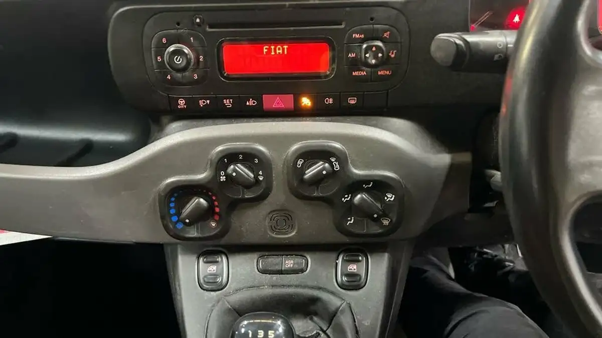 2016-fiat-panda-12-pop-big-5