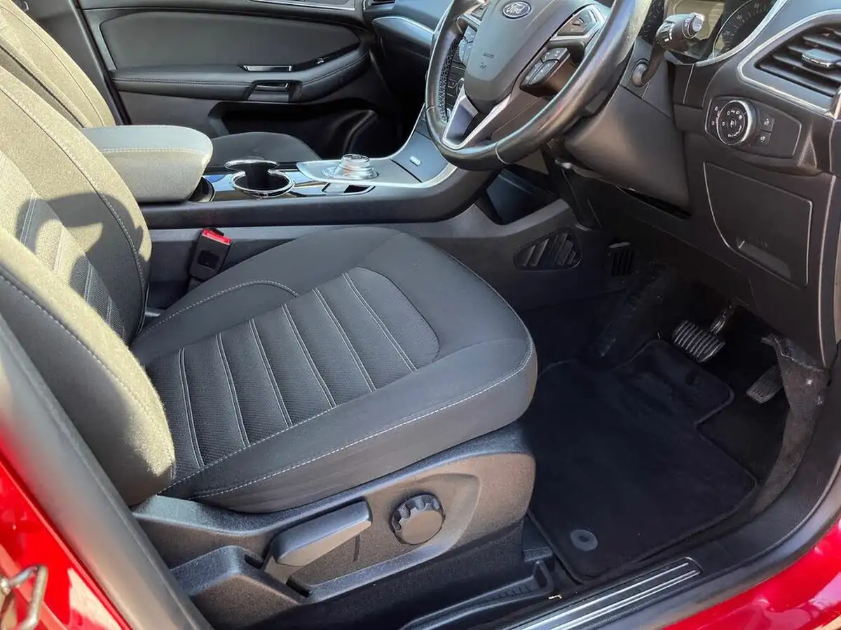 2020-ford-galaxy-20-titanium-150ps-auto-big-18