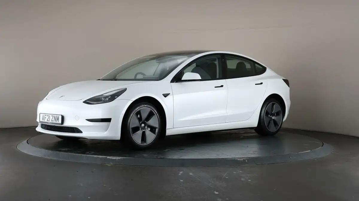 2021-tesla-model-3-e-standard-plus-big-3