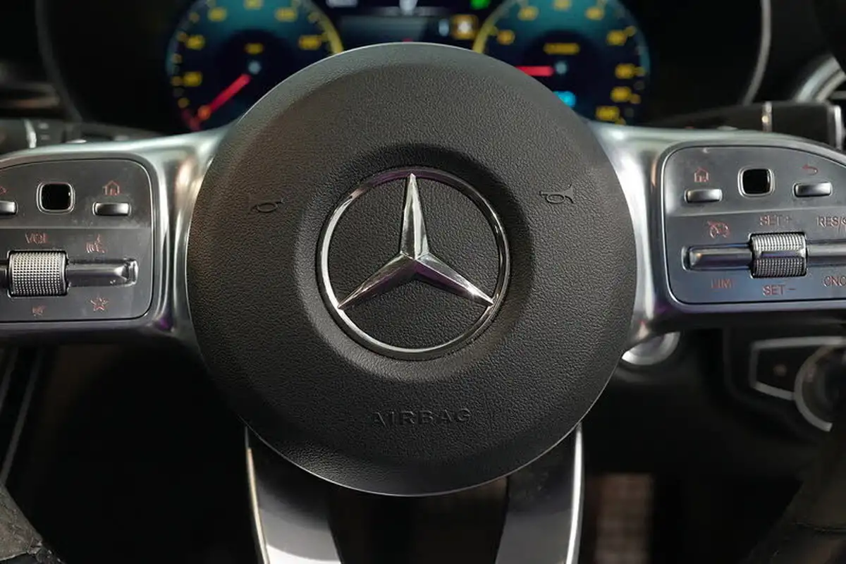 2021-mercedes-benz-c-class-20-c300e-amg-line-night-edition-premium-estate-5d-big-29