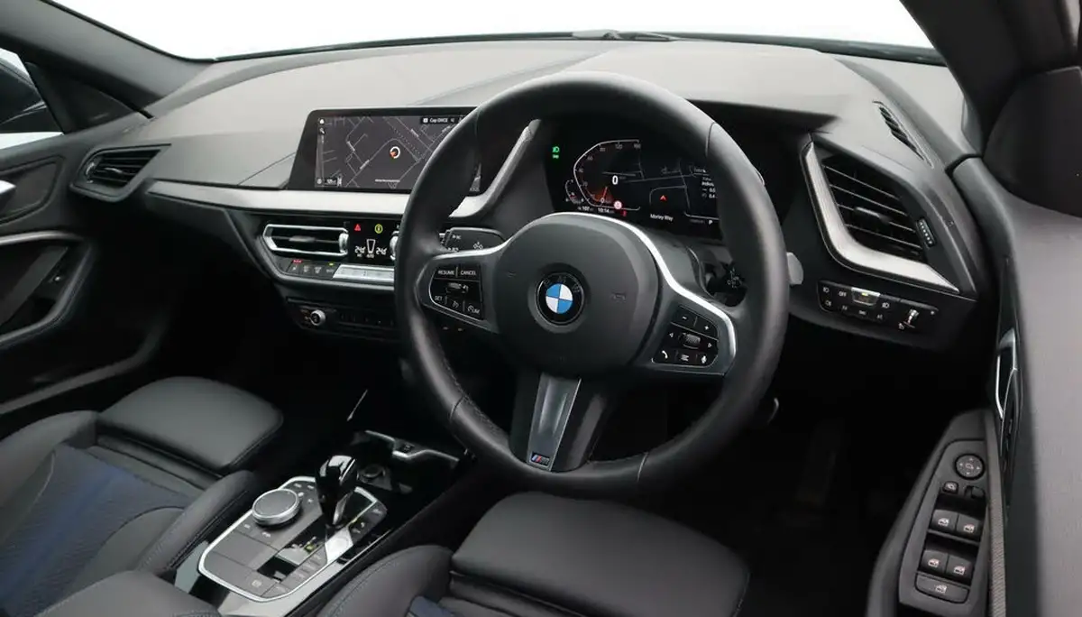 2024-bmw-2-series-15-218i-m-sport-coupe-4d-dct-big-9