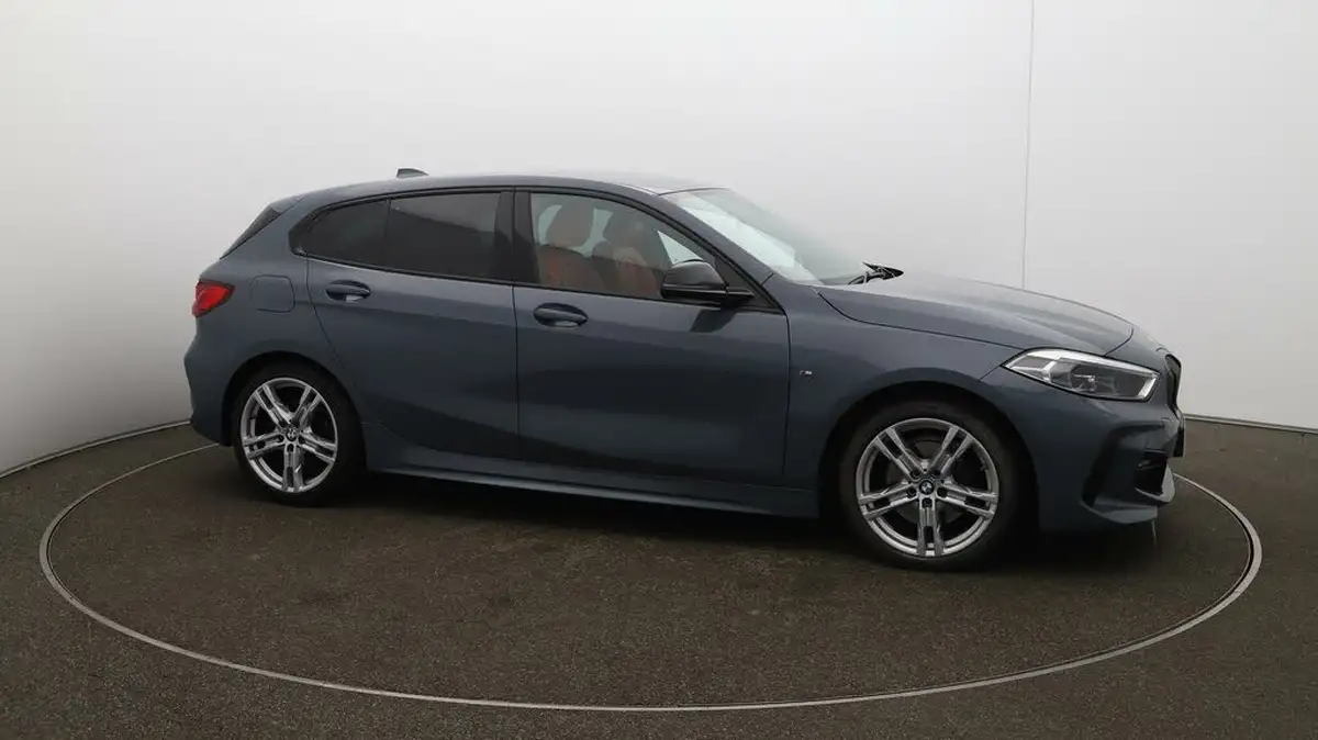 2021-bmw-1-series-15td-116d-m-sport-lcp-dct-big-39