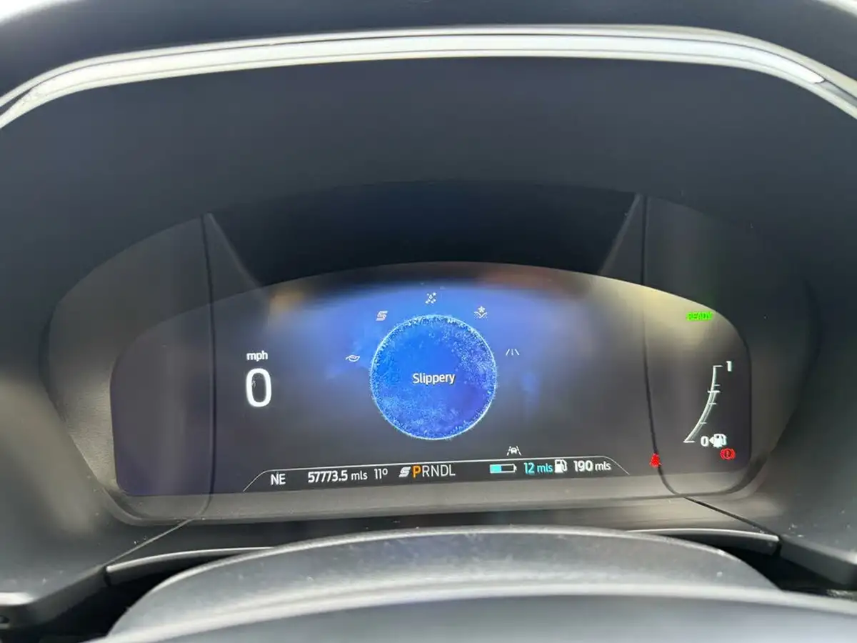 2021-ford-kuga-25t-st-line-x-edition-225ps-phev-big-38