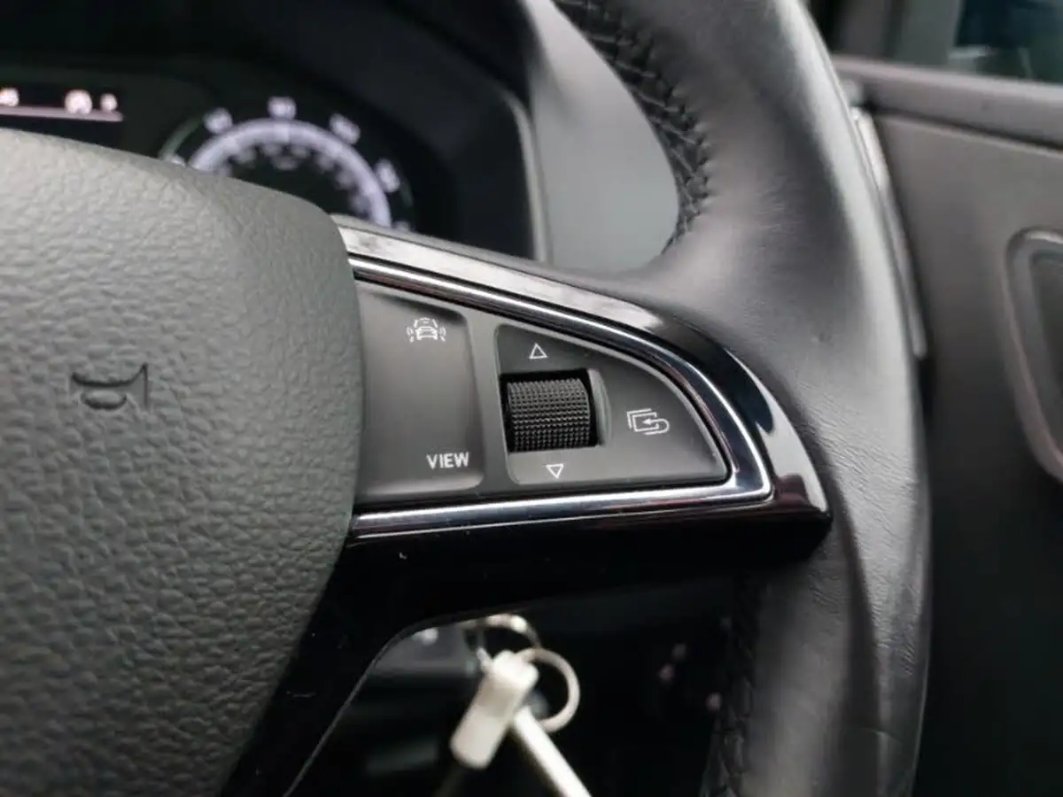 2019-skoda-karoq-15-tsi-se-dsg-big-17