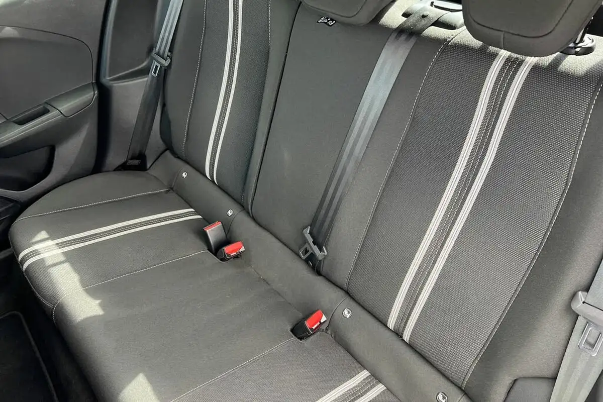 2024-vauxhall-corsa-e-gs-electric-136ps-50kwh-big-8