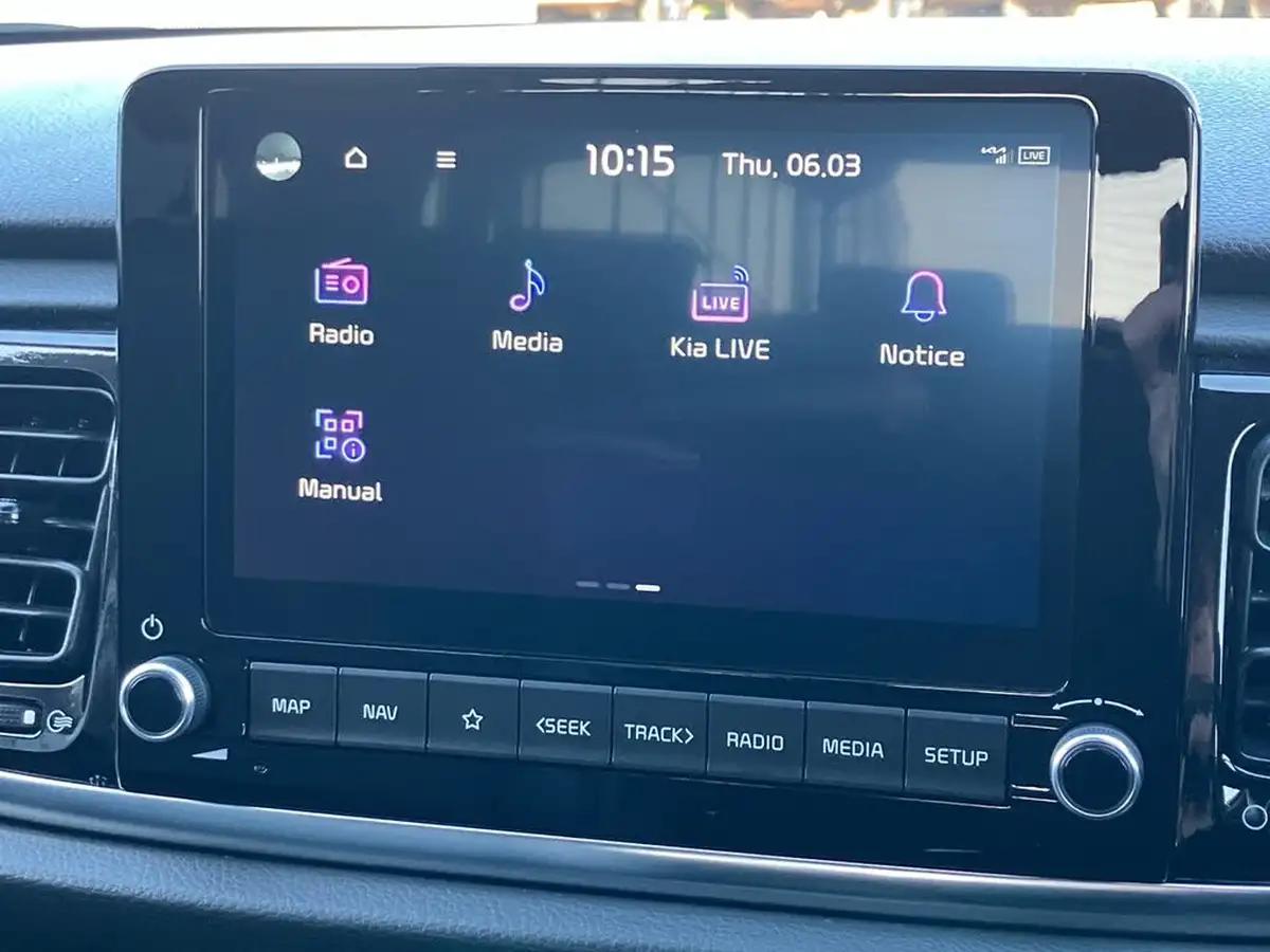 2023-kia-rio-10-t-gdi-3-dct-big-40