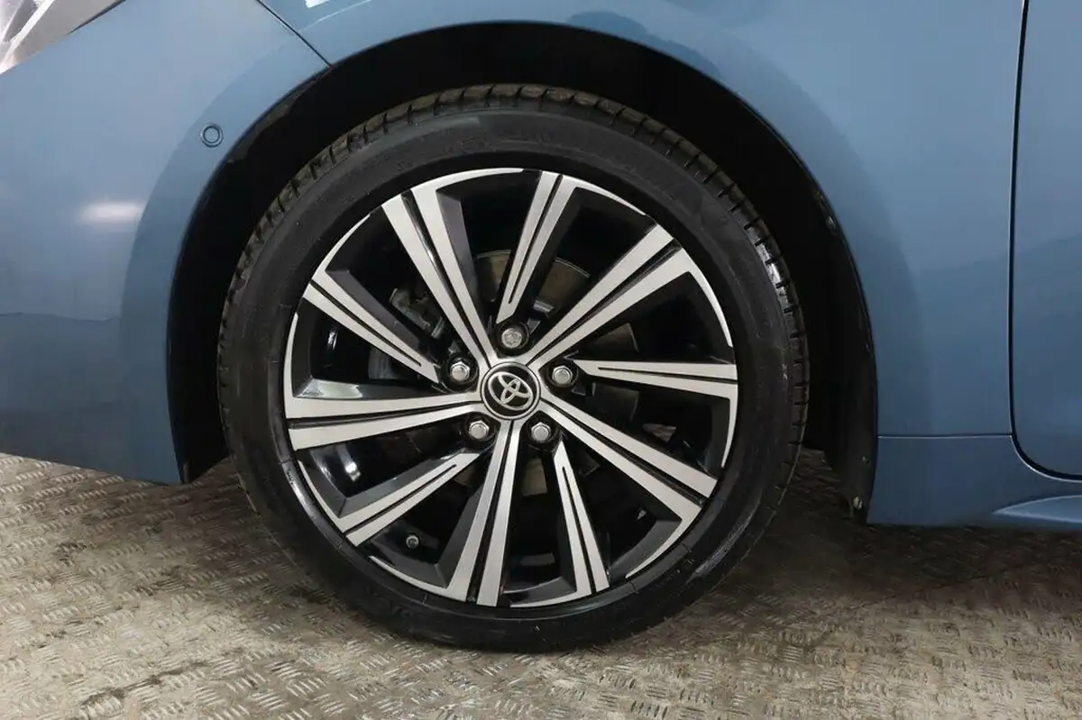 2021-toyota-corolla-18-vvt-i-design-trk-touring-sports-5d-big-28