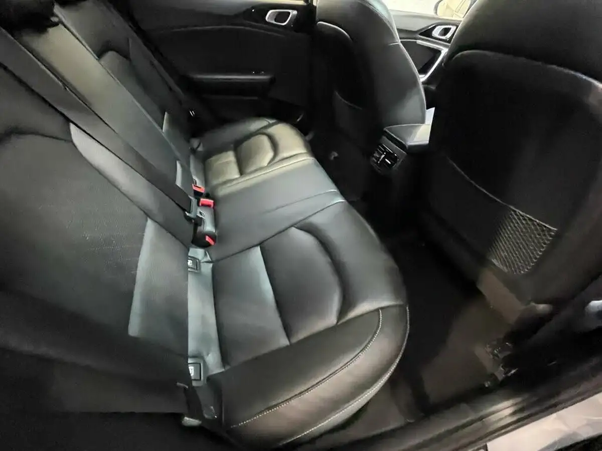 2022-kia-xceed-15-t-gdi-4-big-14