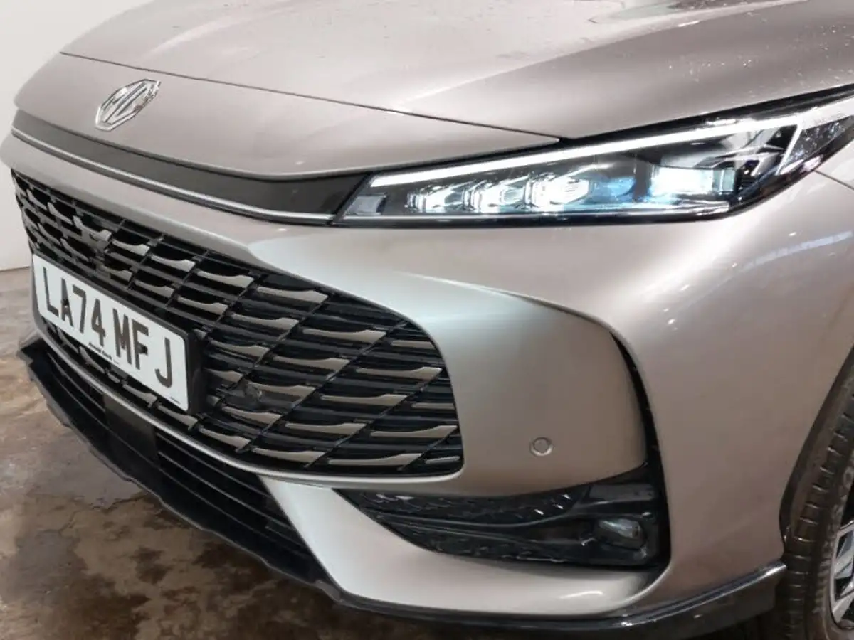 2024-mg-hs-15t-gdi-trophy-273ps-plug-in-hybrid-1496cc-auto-big-11