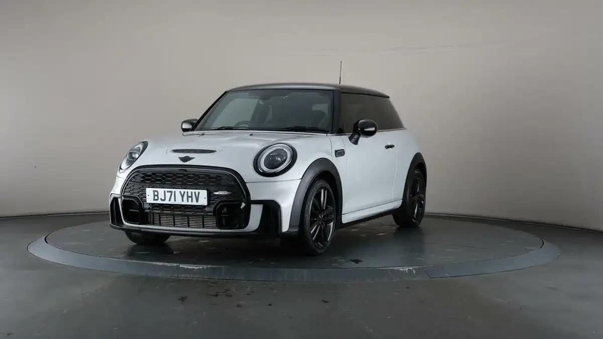 2021-mini-cooper-20-cooper-s-sport-hatchback-3d-big-36