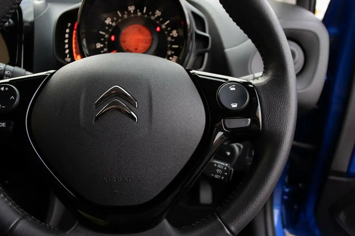 2021-citroen-c1-10-vti-shine-5d-big-21