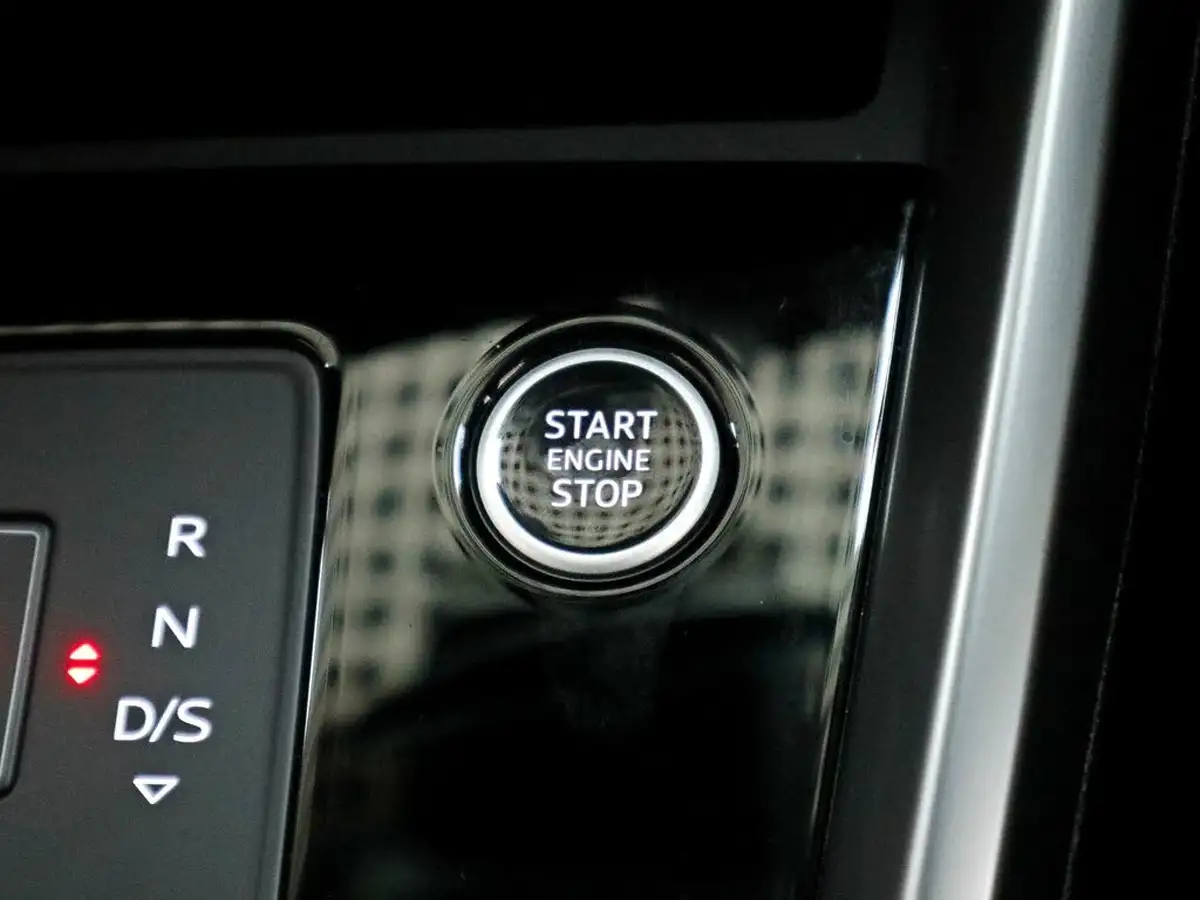 2020-audi-a3-15-35-tfsi-sport-saloon-4d-1498cc-s-tronic-big-37