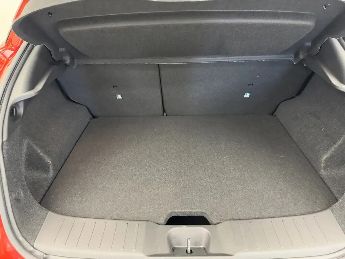 2024-nissan-juke-10-dig-t-n-connecta-big-8