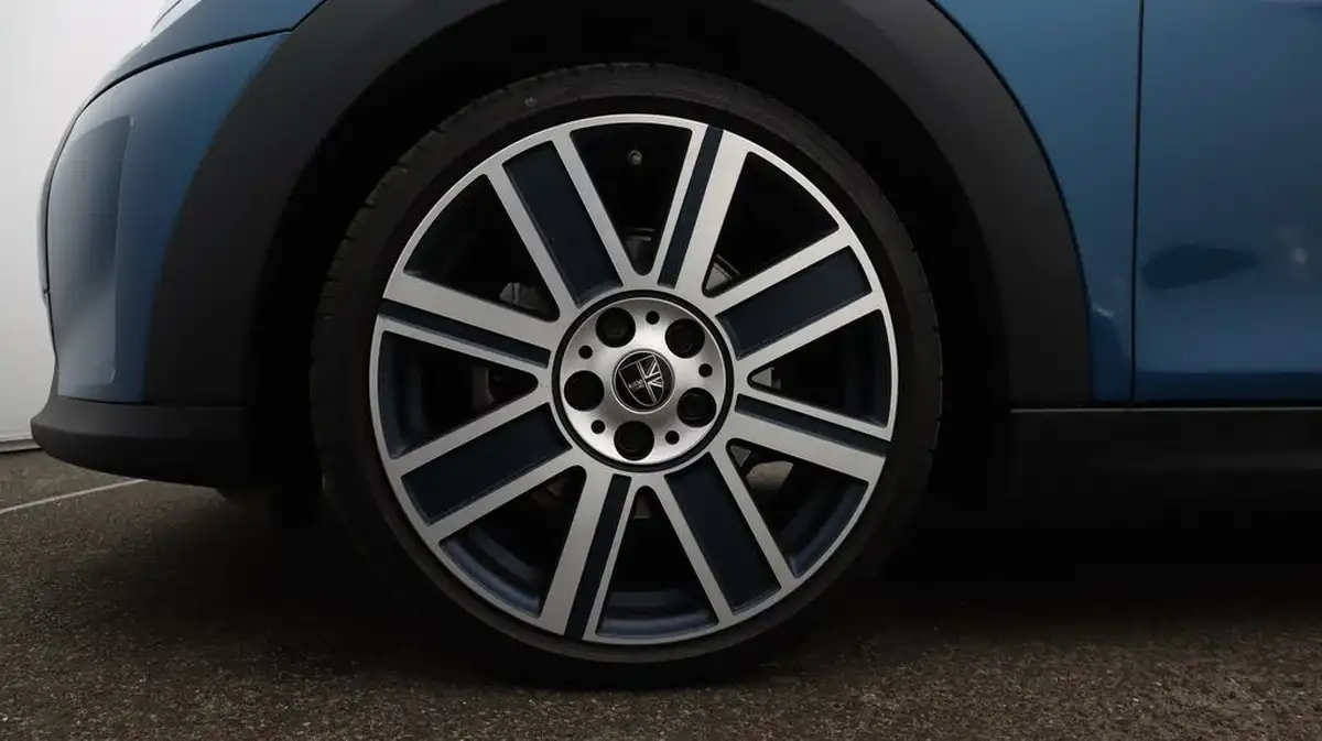 2023-mini-cooper-15-cooper-exclusive-premium-auto-hatchback-5d-auto-big-18