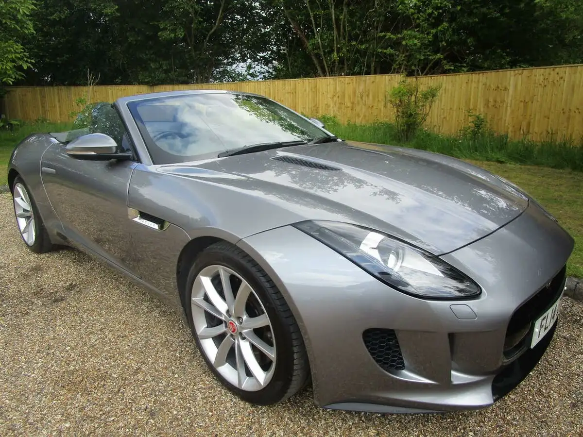 2014-jaguar-f-type-30-s-convertible-quickshift-big-1