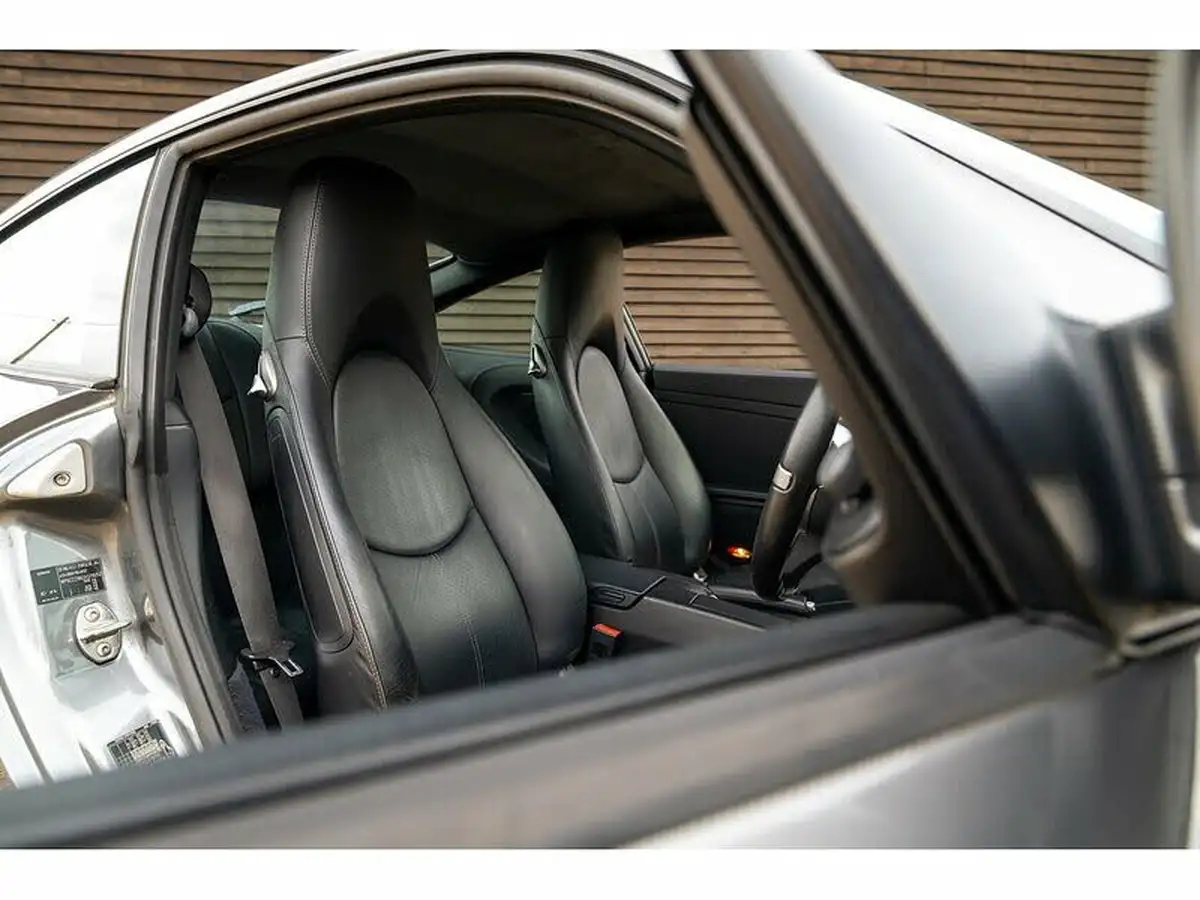 2009-porsche-911-38-carrera-4-s-coupe-3800cc-pdk-big-7