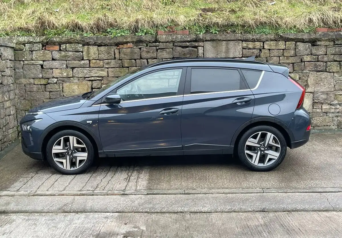 2022-hyundai-bayon-10-t-gdi-premium-100ps-dct-big-7