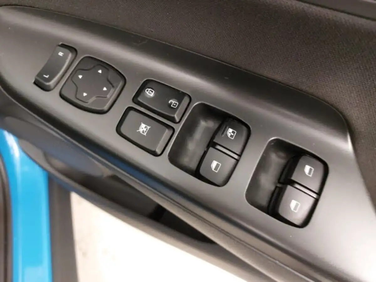 2021-hyundai-kona-16-gdi-se-connect-big-9