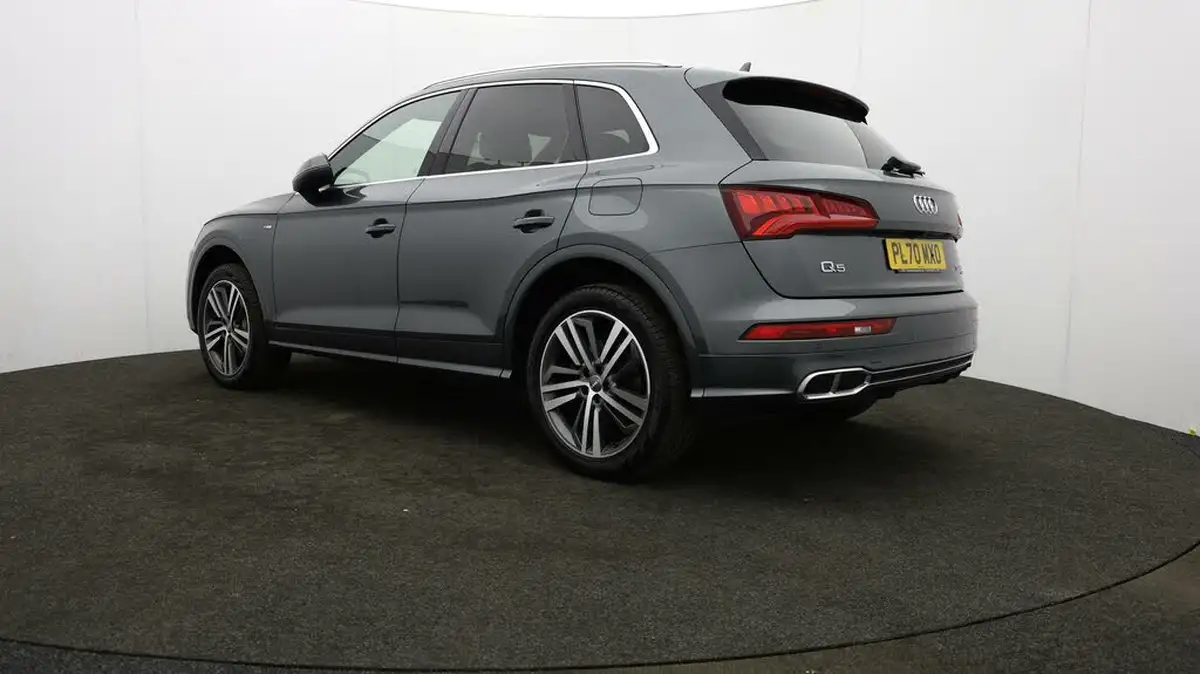 2020-audi-q5-20-55-tfsi-e-s-line-competition-big-68