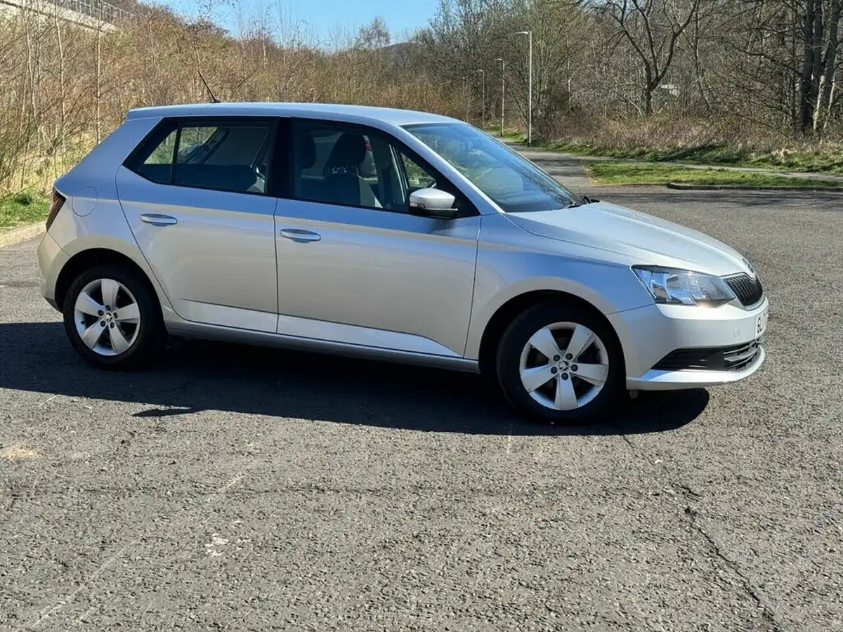 2017-skoda-fabia-12-tsi-se-90ps-hatchback-big-3