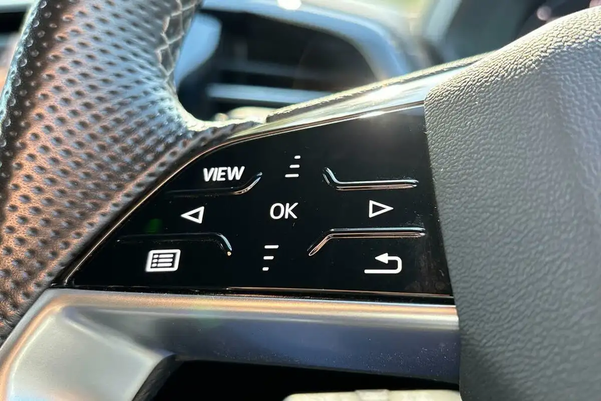 2022-audi-q4-e-tron-40e-s-line-station-wagon-big-35