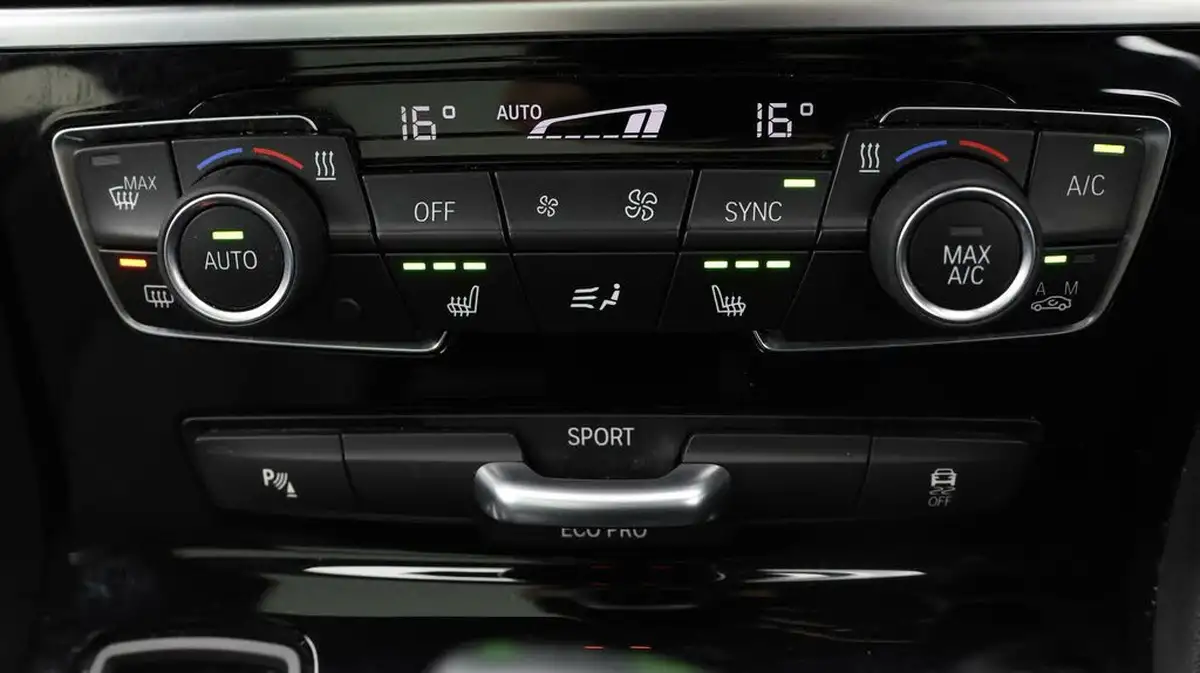2019-bmw-2-series-20td-220d-xdrive-m-sport-active-tourer-5d-big-11