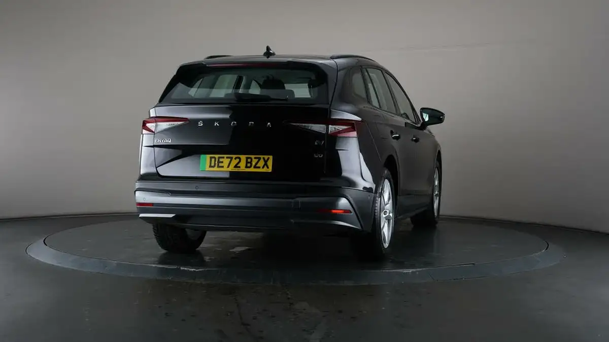 2022-skoda-enyaq-e-60-big-63