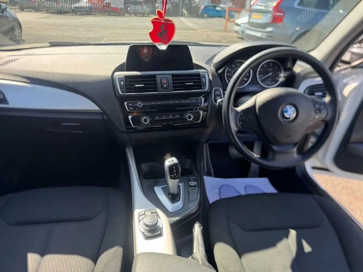 2017-bmw-1-series-15td-116d-se-5d-auto-big-14