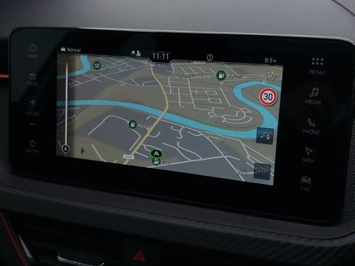 2024-skoda-kamiq-10-tsi-monte-carlo-116ps-dsg-big-15