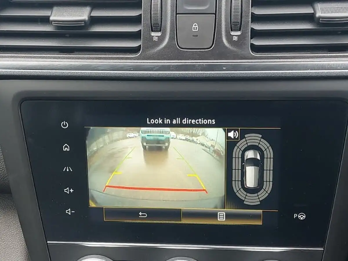 2019-renault-kadjar-13-tce-gt-line-160bhp-big-13