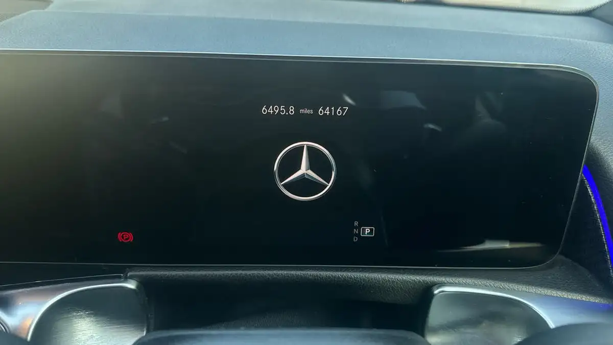 2021-mercedes-benz-glb-class-13-glb200-amg-line-premium-7g-tronic-big-9