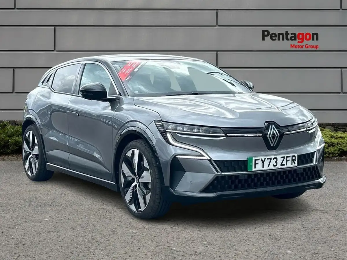 2023-renault-megane-e-tech-e-techno-big-0
