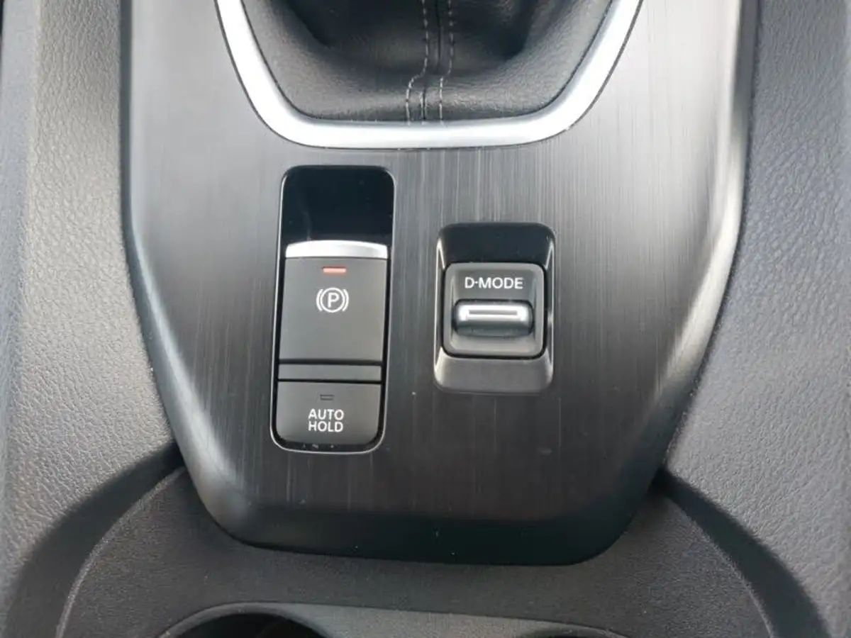 2021-nissan-qashqai-13-dig-t-visia-big-14