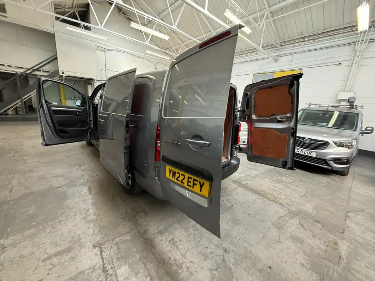 2022-fiat-scudo-20jtd-business-145hpeu6d-lwb-panel-big-69